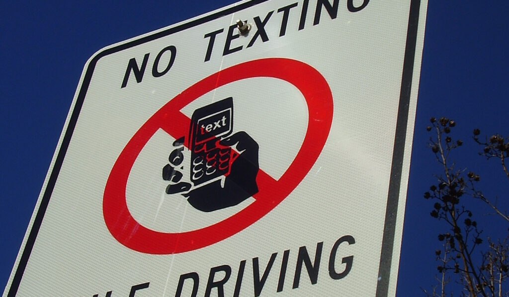 PA Injury Lawyers - Car Accident - Distracted Driving
